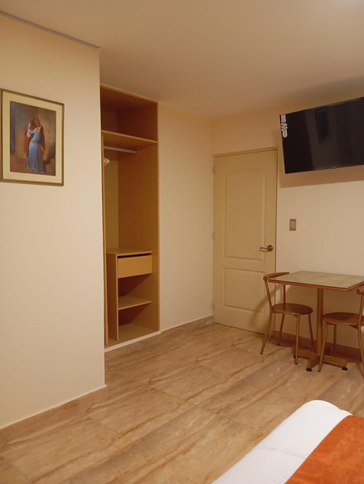 Hotel Soul Mate Inn ลิมา ภายนอก รูปภาพ