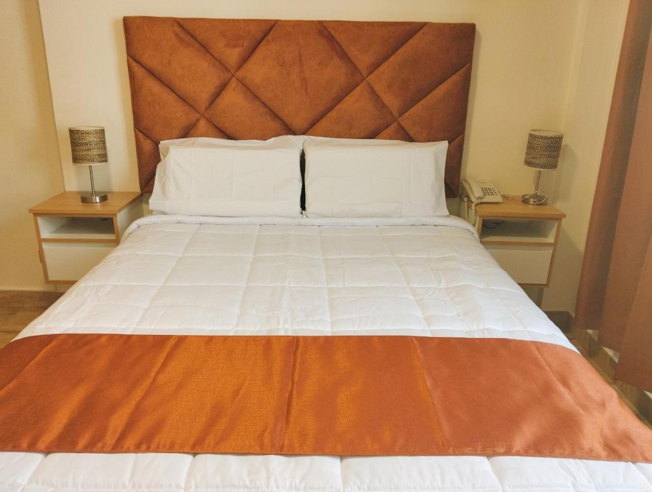 Hotel Soul Mate Inn ลิมา ภายนอก รูปภาพ