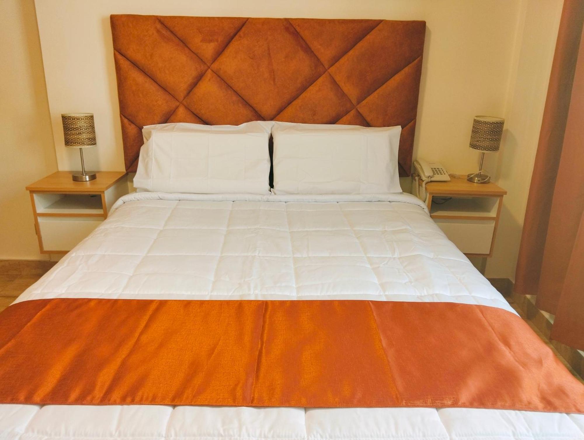 Hotel Soul Mate Inn ลิมา ภายนอก รูปภาพ
